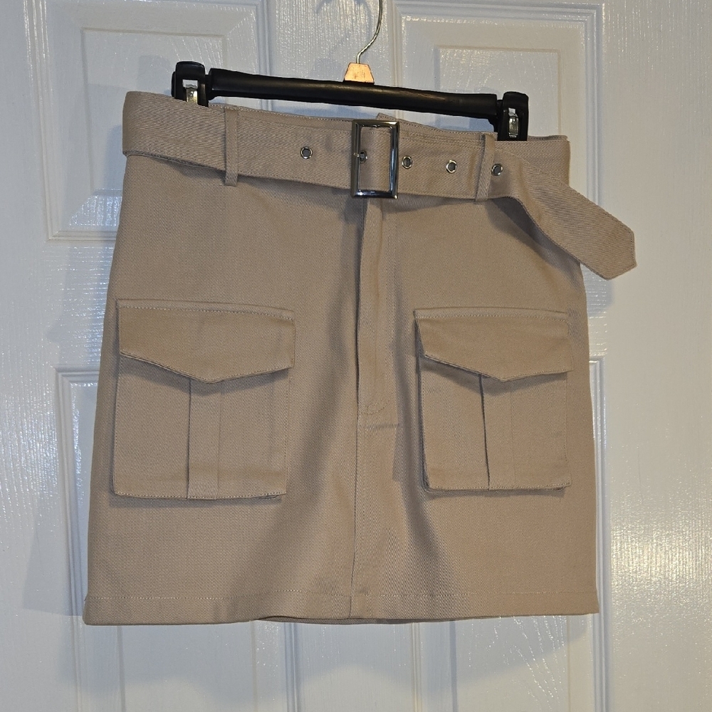 SHEIN Khaki Skirt with Belt